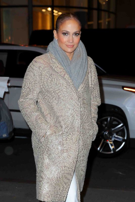 JENNIFER LOPEZ Arrives at Rainbow Room in New York 11/09/2017