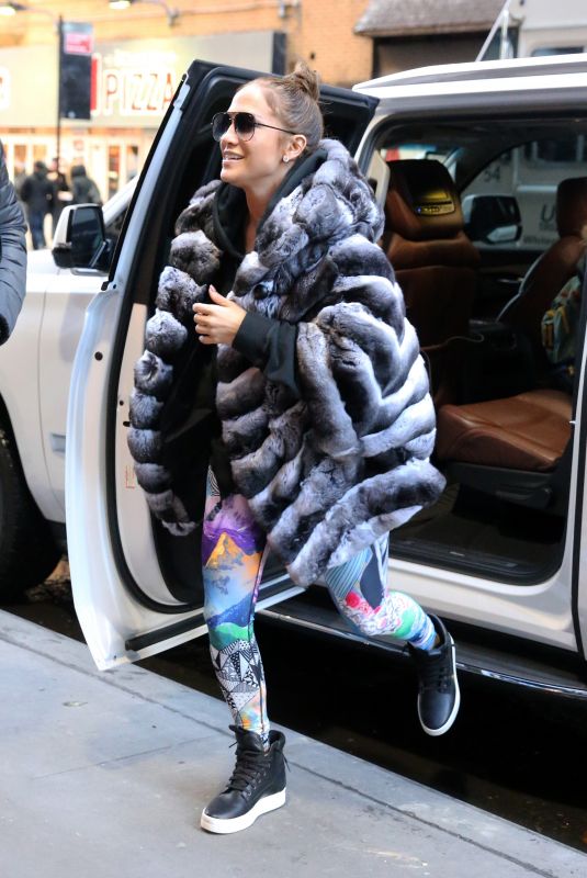 JENNIFER LOPEZ in Faux Fur Coat Arrives at a Gym in New York 11/10/2017