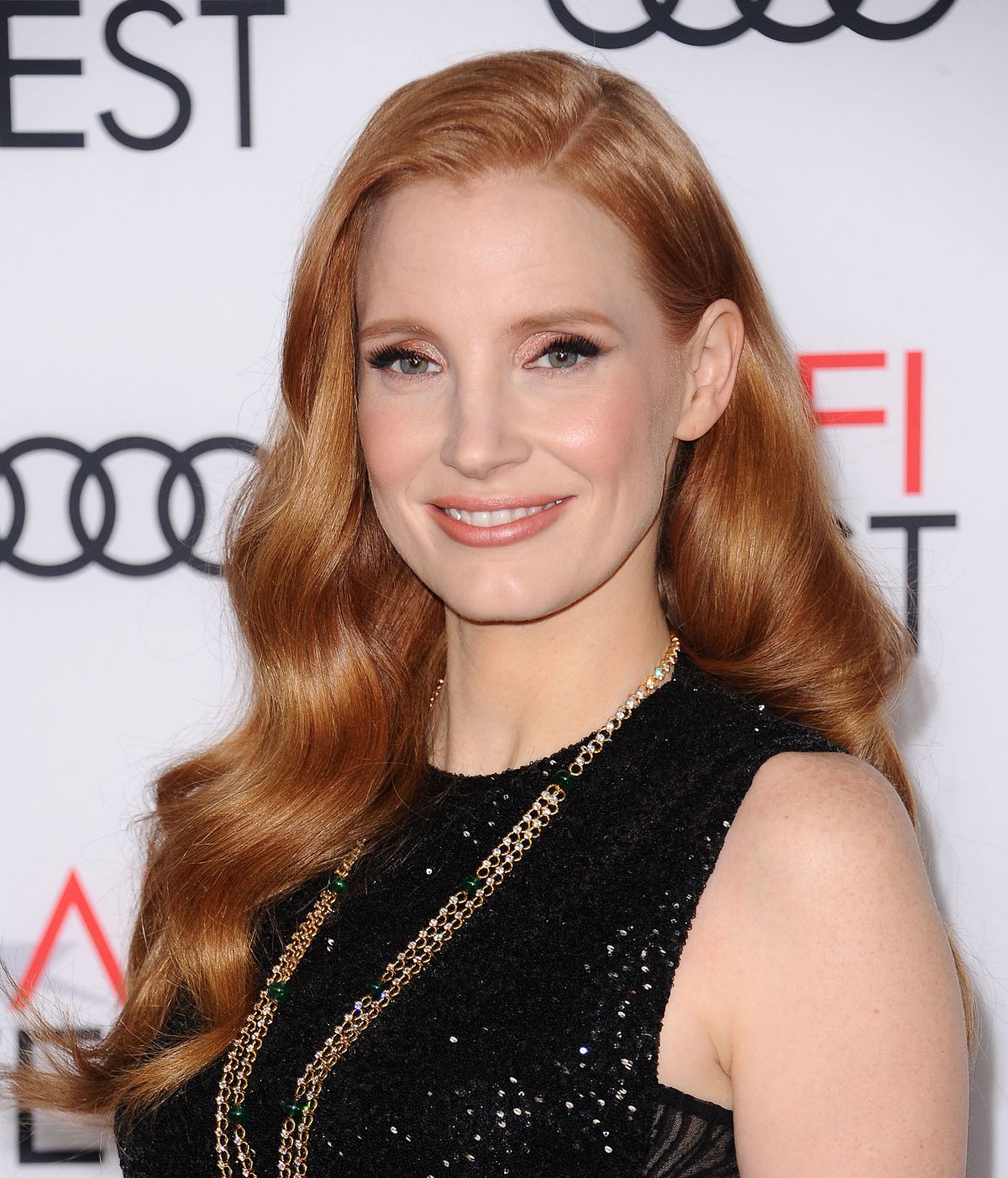 JESSICA CHASTAIN at Closing Night Gala Screening of Molly’s Game AFI ...