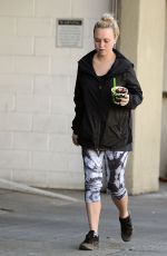 JORGIE PORTER at Rawberri Organic Bowls in Los Angeles 11/04/2017