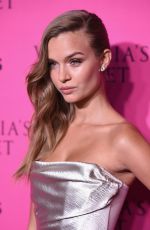 JOSEPHINE SKRIVER at 2017 Victoria