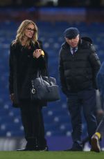 JULIA ROBERTS and Her Husband Daniel Moder at Stamford Bridge in London 11/05/2017