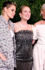JULIANNE MOORE at Museum of Modern Art Film Benefit – A Tribute To Julianne Moore in New York 11/13/2017