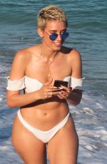 JULIEANNA YESJULZ GODDARD in Bikini at a Beach in Miami 11/25/2017