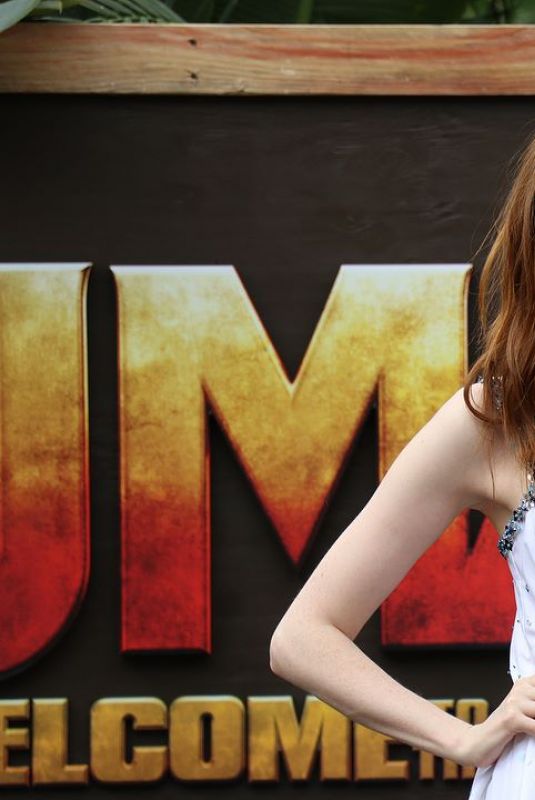 KAREN GILLAN at Jumanji: Welcome to the Jungle Photocall in Kapolei 11/27/2017