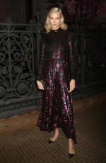 KARLIE KLOSS Arrives at Cfda/Vogue Fashion Fund Awards 2017 in New York 11/06/2017