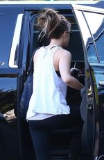 KATE BECKINSALE Shopping at Bristol Farms in Beverly Hills 11/27/2017