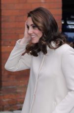 KATE MIDDLETON at Hornsey Road Children