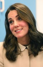 KATE MIDDLETON at Hornsey Road Children