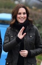 KATE MIDDLETON at Robin Hood Primary School in London 11/29/2017