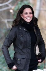 KATE MIDDLETON at Robin Hood Primary School in London 11/29/2017