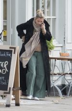 KATE MOSS Out in London 11/12/2017