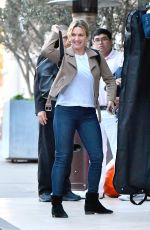 KATE WINSLET Arrives at Her Hotel in Santa Monica 11/14/2017