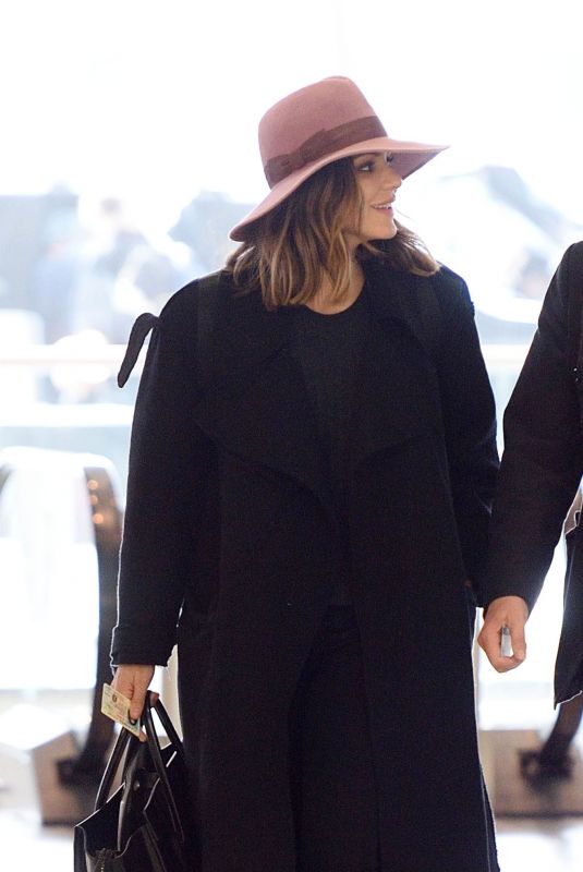 KATHARINE MCPHEE and David Foster at JFK Airport in New York 11/27/2017