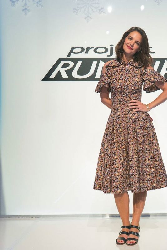 KATIE HOLMES for Project Runway, 11/02/2017