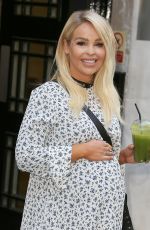 KATIE PIPER Laves BBC Radio 2 in London 11/25/2017