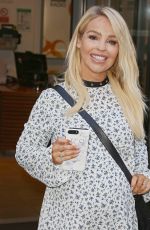 KATIE PIPER Laves BBC Radio 2 in London 11/25/2017