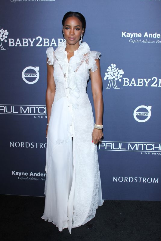 KELLY ROWLAND at 2017 Baby2baby Gala in Los Angeles 11/11/2017