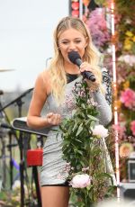 KELSE BALLERINI Performs at Good Morning America 11/08/2017