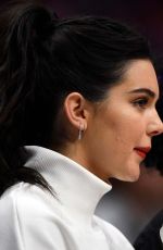 KENDALL JENNER at LA Cippers vs Memphis Grizzlies Game 11/04/2017