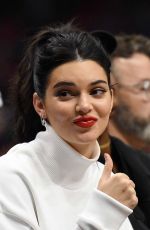 KENDALL JENNER at LA Cippers vs Memphis Grizzlies Game 11/04/2017