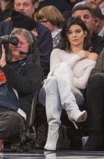 KENDALL JENNER at New York Knicks vs LA Clippers Game in New York 11/20/2017