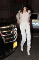 KENDALL JENNER at New York Knicks vs LA Clippers Game in New York 11/20/2017