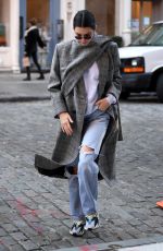 KENDALL JENNER in RIpped Jeans Out for Lunch in New York 11/20/2017