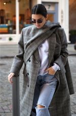 KENDALL JENNER in RIpped Jeans Out for Lunch in New York 11/20/2017