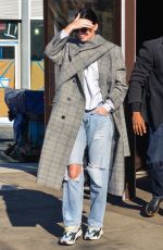 KENDALL JENNER in RIpped Jeans Out for Lunch in New York 11/20/2017