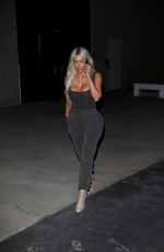 KIM KARDASHIAN Leaves a Photoshoot in Los Angeles 11/28/2017