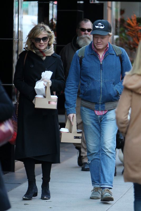 KIRSTEN DUNST and Jesse Plemons Out for Coffee in New York 11/17/2017
