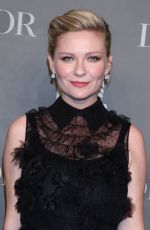KIRSTEN DUNST at 2017 Guggenheim International Gala in New York 11/16/2017