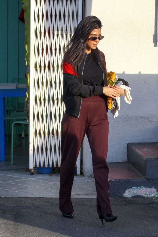 KOURTNEY KARDASHIAN Out in West Hollywood 11/18/2017