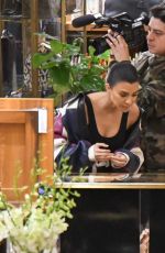 KOURTNEY KARDASHIAN Out Shopping in Beverly Hills 11/27/2017