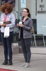 KRISTIN DAVIS Out with a Fiend in Brentwood 10/31/2017