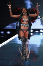 LEOMIE ANDERSON at 2017 Victoria’s Secret Fashion Show in Shanghai 11/20/2017