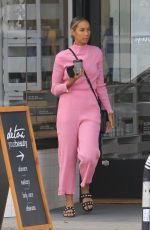 LEONA LEWIS Leaves a Detox Market in Los Angeles 11/03/2017
