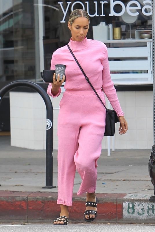 LEONA LEWIS Leaves a Detox Market in Los Angeles 11/03/2017