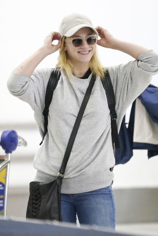 LILI REINHART at Los Angeles International Airport 11/11/2017
