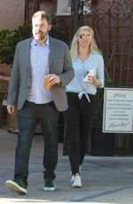 LINDSAY SHOOKUS and Ben Affleck Out for Lunch in Brentwood 11/25/2017