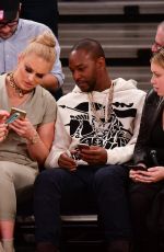 LINDSEY VONN at Houston Rockets vs New York Knicks Game in New York 11/01/2017