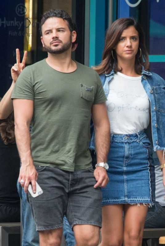 LUCY MECKLENBURGH and Ryan Thomas Out for Lunch in Melbourne 11/24/2017