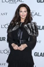 LYNDA CARTER at Glamour Women of the Year Summit in New York 11/13/2017