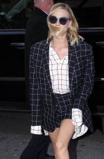MARGOT ROBBIE Arrives at Her Hotel in New York 11/28/2017