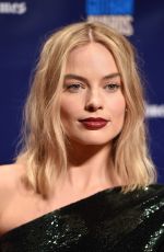 MARGOT ROBBIE at 2017 IFP Gotham Independent Film Awards in New York 11/27/2017