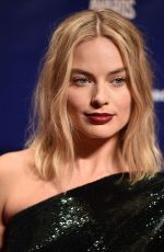 MARGOT ROBBIE at 2017 IFP Gotham Independent Film Awards in New York 11/27/2017
