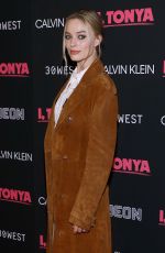 MARGOT ROBBIE at I, Tonya Premiere in New York 11/28/2017