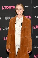 MARGOT ROBBIE at I, Tonya Premiere in New York 11/28/2017