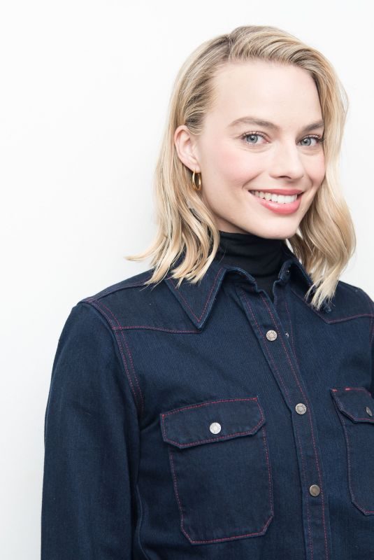 MARGOT ROBBIE at New York Times Presents Screentimes I, Tonya Discussion in New York 11/29/2017